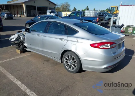 2017 Ford Fusion Hybrid Se z USA, uszkodzony, nr VIN 3FA6P0LU5HR217159